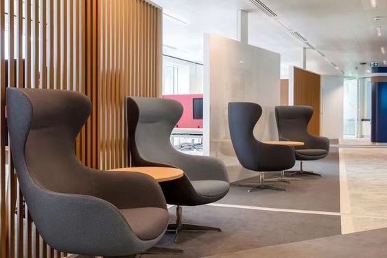 بیزینس لانژ-اوژن گشت